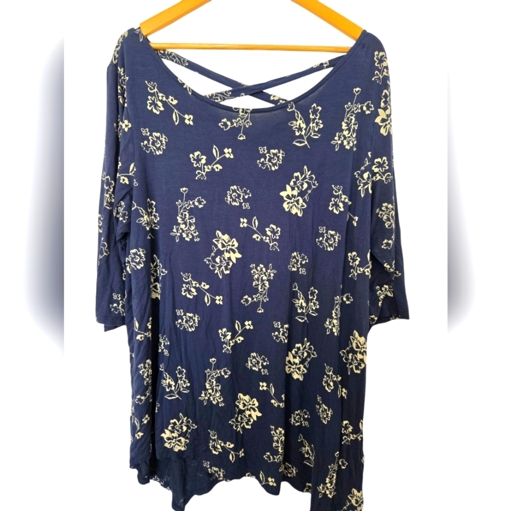 Terra & Sky Floral Navy Women's Top Size 2x - Picture 1 of 3